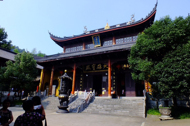 安吉灵峰寺