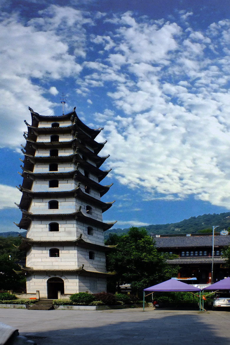 安吉灵峰寺