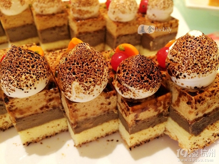 【5隊(duì)】 港式茶餐廳—— 云天閣VS九龍巴士VS鳳緣家