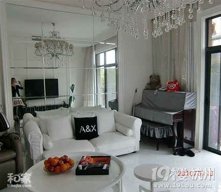 一套试衣镜才几十块( ⊙ o ⊙ )!