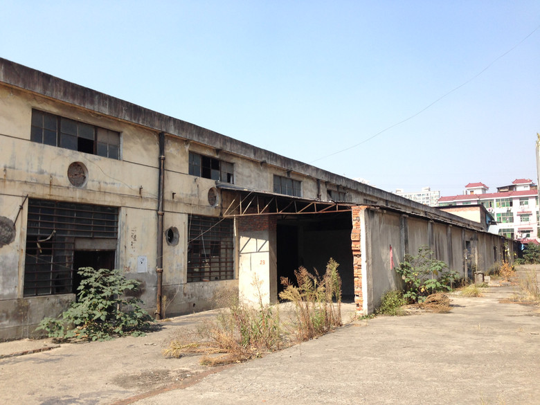 杭州市中心废弃的旧厂房(适合外拍)