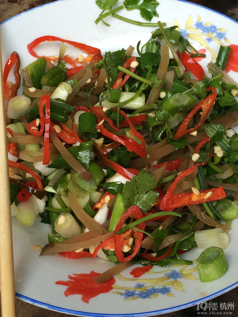 老公眼中的美食-煎餅卷大蔥