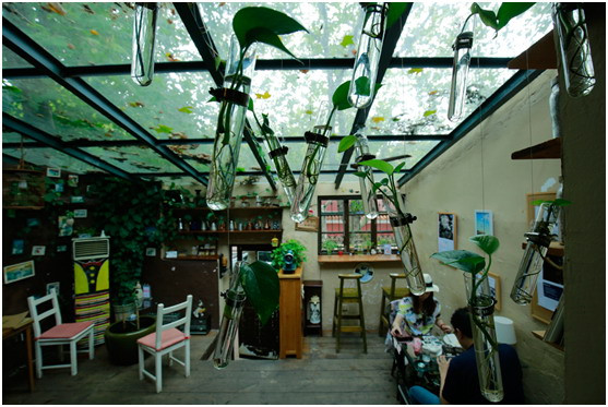 16-35/F4L IS拍攝青島咖啡館