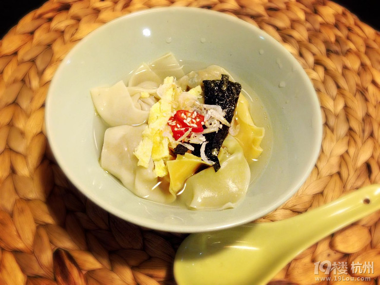 【Amanda Food】菜鸟也能炮制的鲜美多汁早餐 五彩素馅馄饨