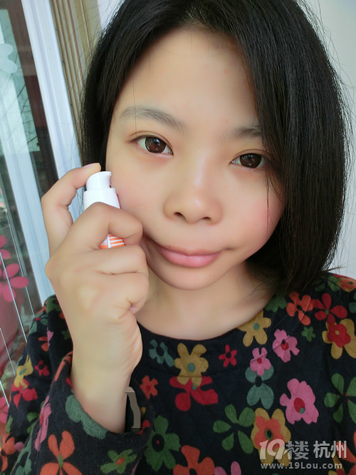 【圣誕妝容穿搭】年底聚會扎堆 排隊吸晴妝容