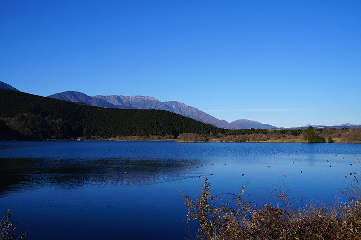 ---富士山的冬天,天很蓝,风很冷,很宁静---游记攻