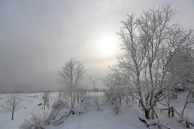 开着指南者去滑雪 展现火辣热情