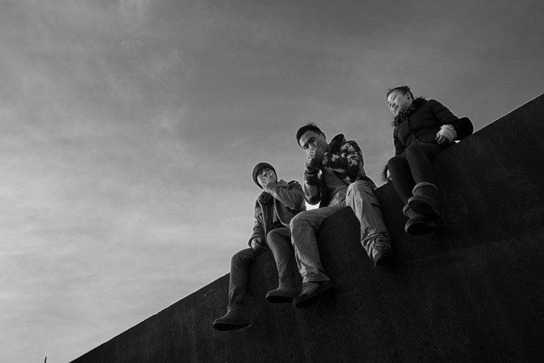 认识快2年的兄弟们.一起拍组照片