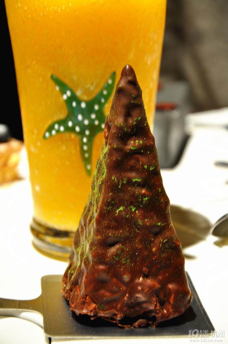 【美食排行榜第39期】 盘点好吃到飞起来的巧克力蛋糕