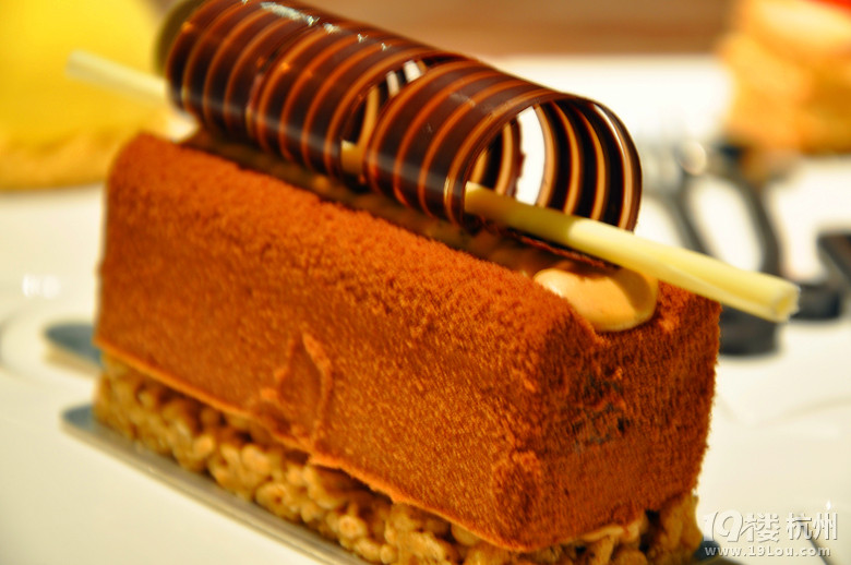 【美食排行榜第39期】 盘点好吃到飞起来的巧克力蛋糕