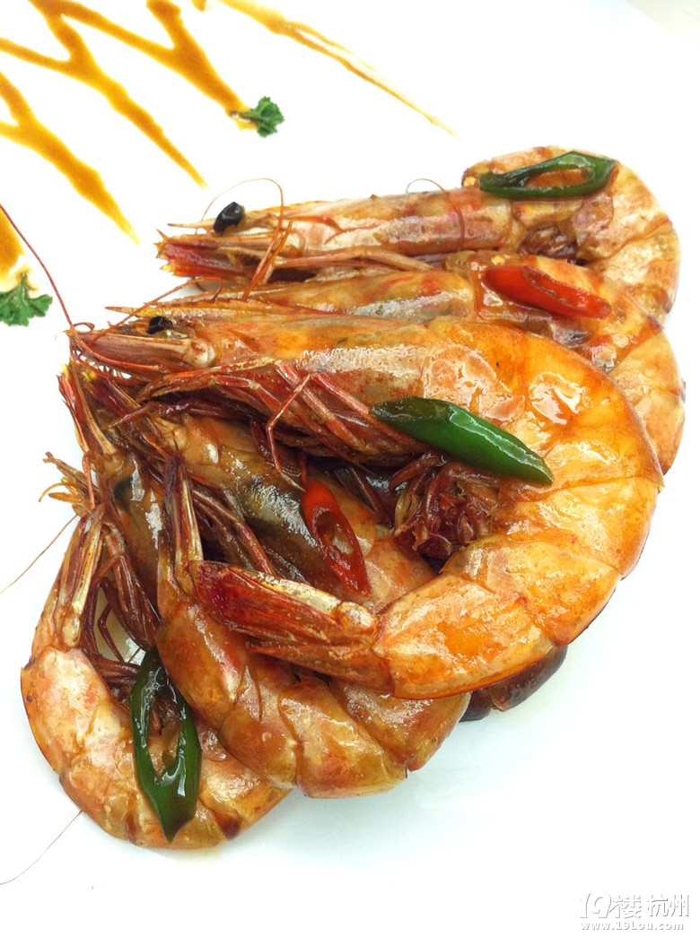 此時(shí)最溫情,用美味佳肴和美好祝福期待春暖花開(kāi)----年夜飯