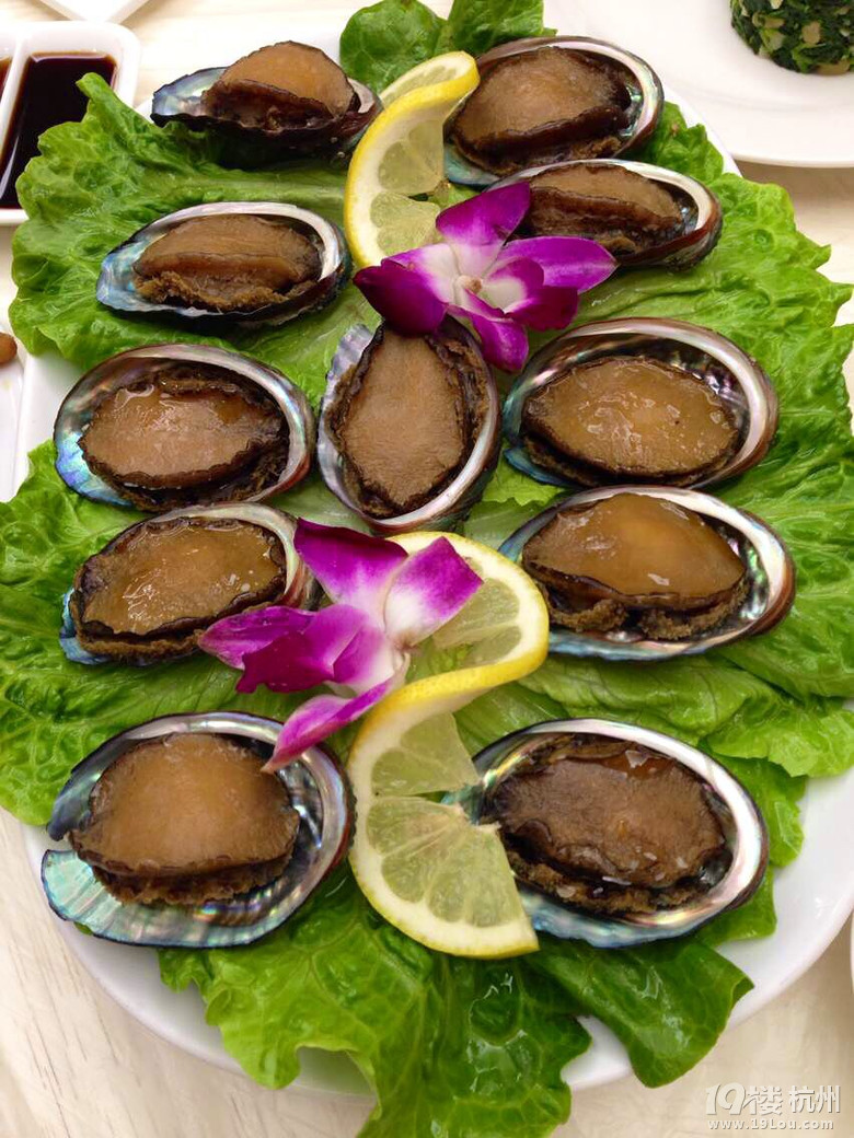 此時(shí)最溫情,用美味佳肴和美好祝福期待春暖花開(kāi)----年夜飯