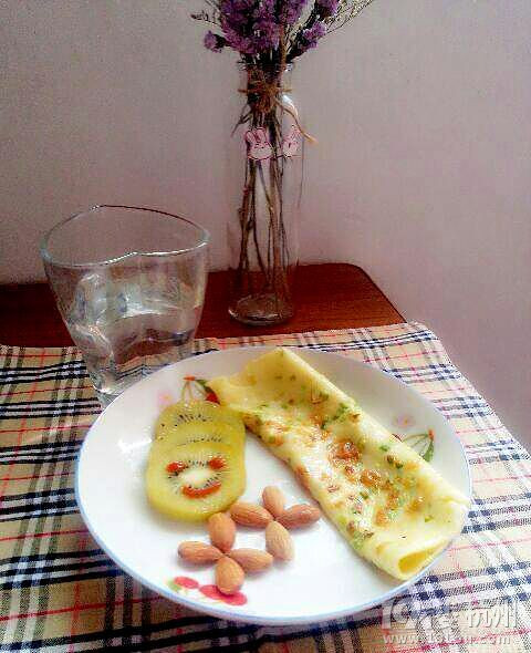 【今日早餐推荐】葱花鸡蛋煎饼+笑脸泥猴桃+