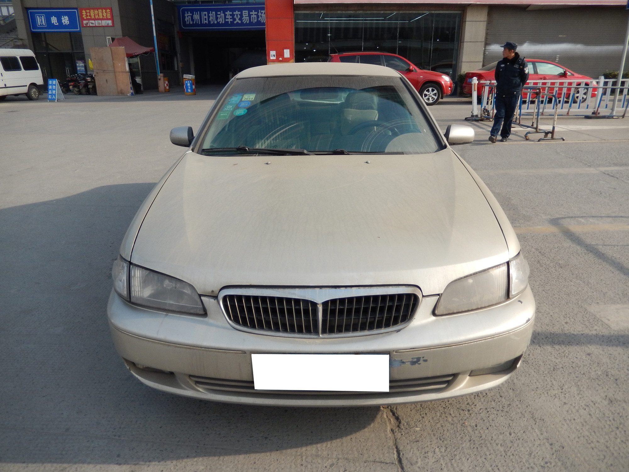 日产蓝鸟 2003款 2.0 自动 豪华型