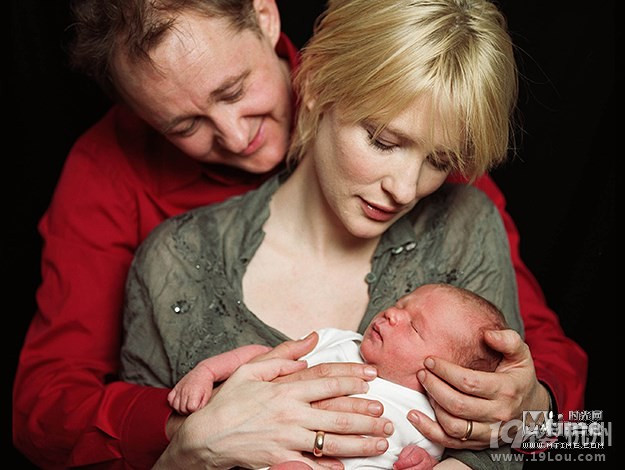 凯特布兰切特家中添新成员与老公领养女宝宝全