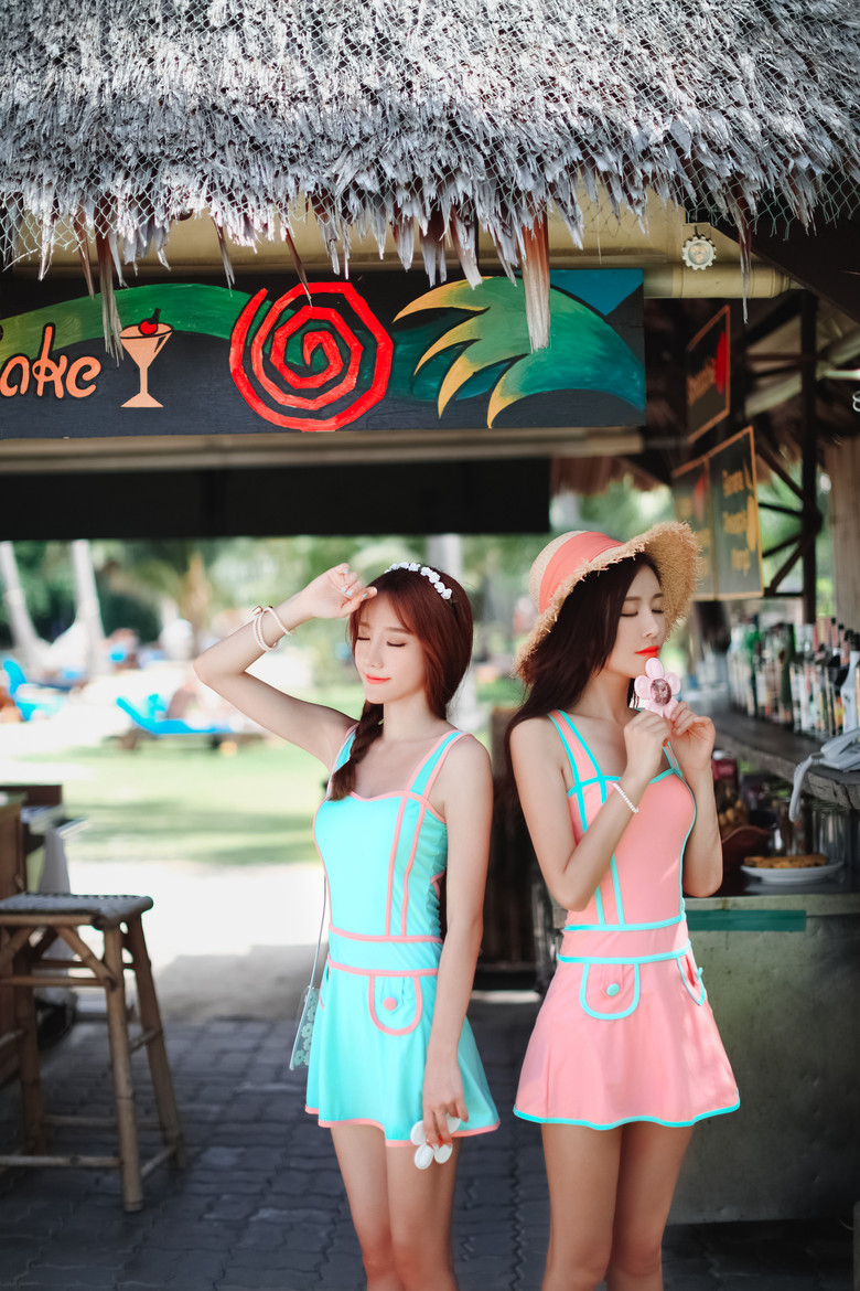 泰国姐妹装比基尼