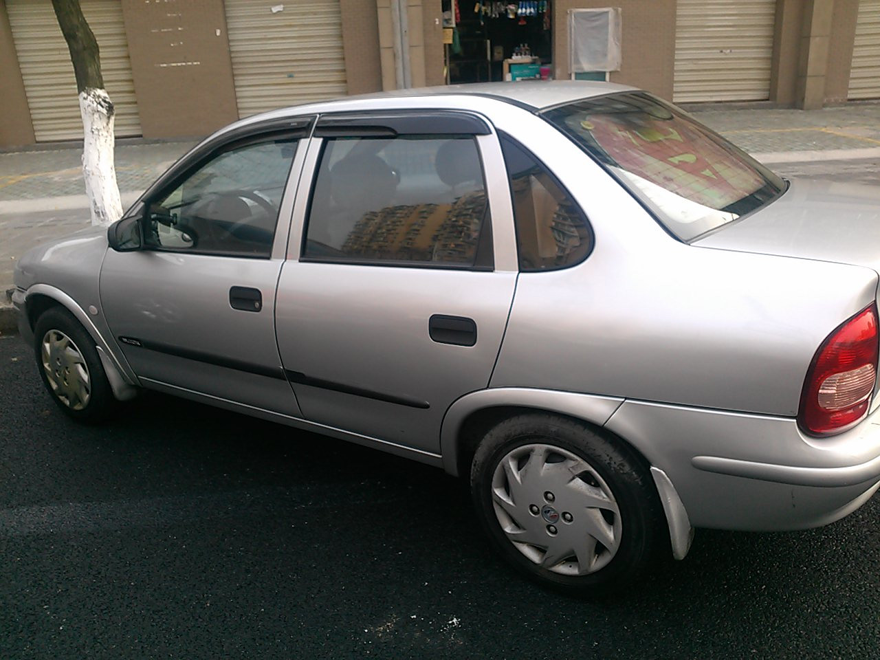 个人出03款别克赛欧