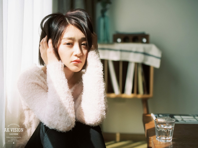 我爱的姑娘都剪短了发