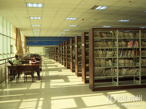 杭州民办小学和公办小学的区别，各有什么优缺点？