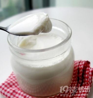 如何制作酸奶,你们会吗?不会的赶紧收藏哦!