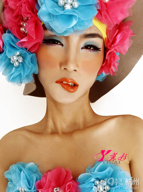 杭州翼彩化妆摄影美甲培训学校招聘-练妆模特