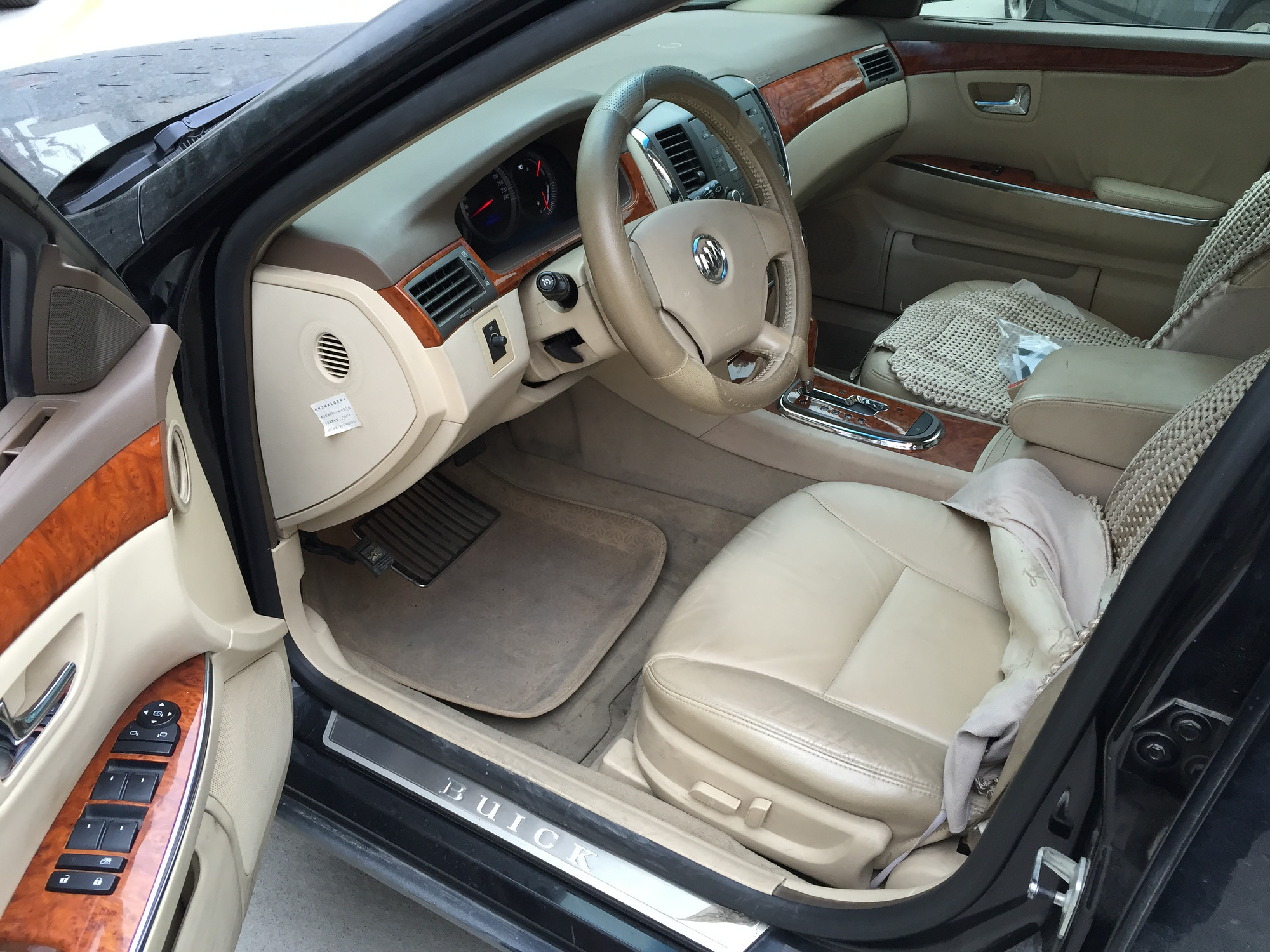 06年8月别克君越,2.4自动天窗,车况原版精品