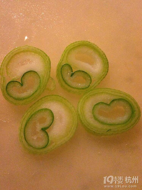 孕妇胃胀气应该怎么办?三招解决~-孕中期(13-