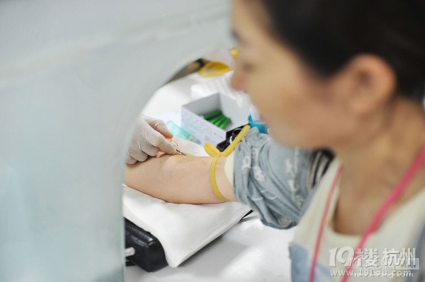 丈夫用照片記錄老婆的辛苦10個月,感動千萬網(wǎng)友��!