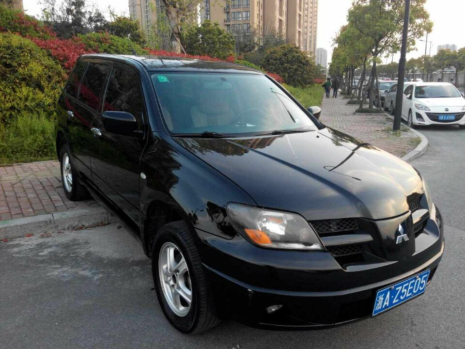04年三菱欧蓝德 车况极品 经济实惠 只需3.98万元