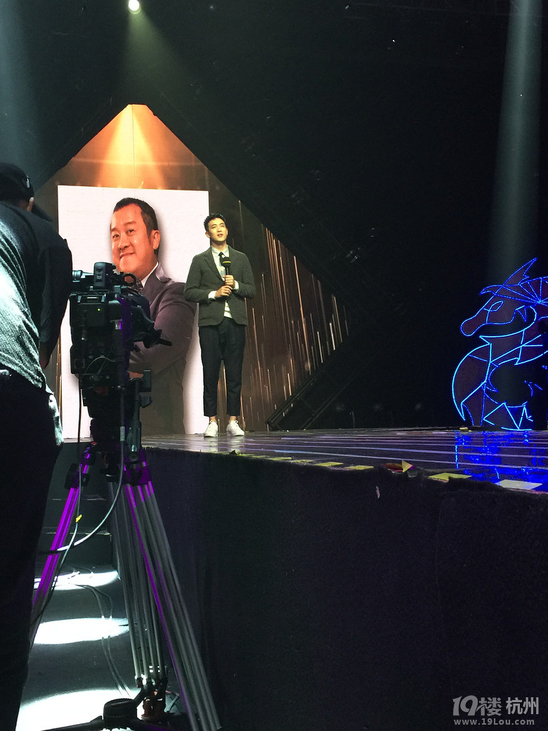 我不是明星,我只是观众。《第七季第一期》