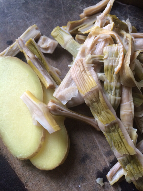 榴莲壳炖鸡,吃了榴莲肉,别浪费榴莲壳,用-19楼