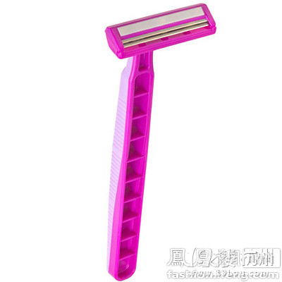 煙熏妝亮甲油 這12種美妝錯誤要避開