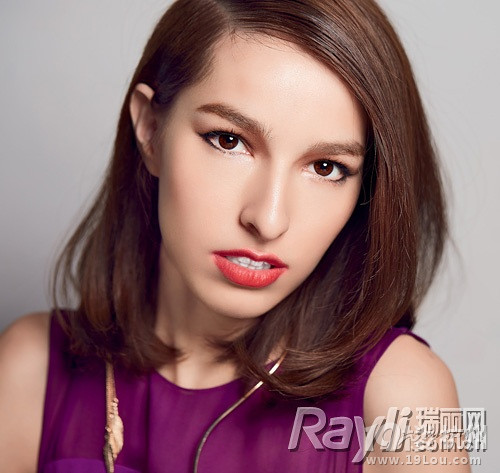 美妝警察出動(dòng) 邊化妝邊犯錯(cuò)的是你嗎?