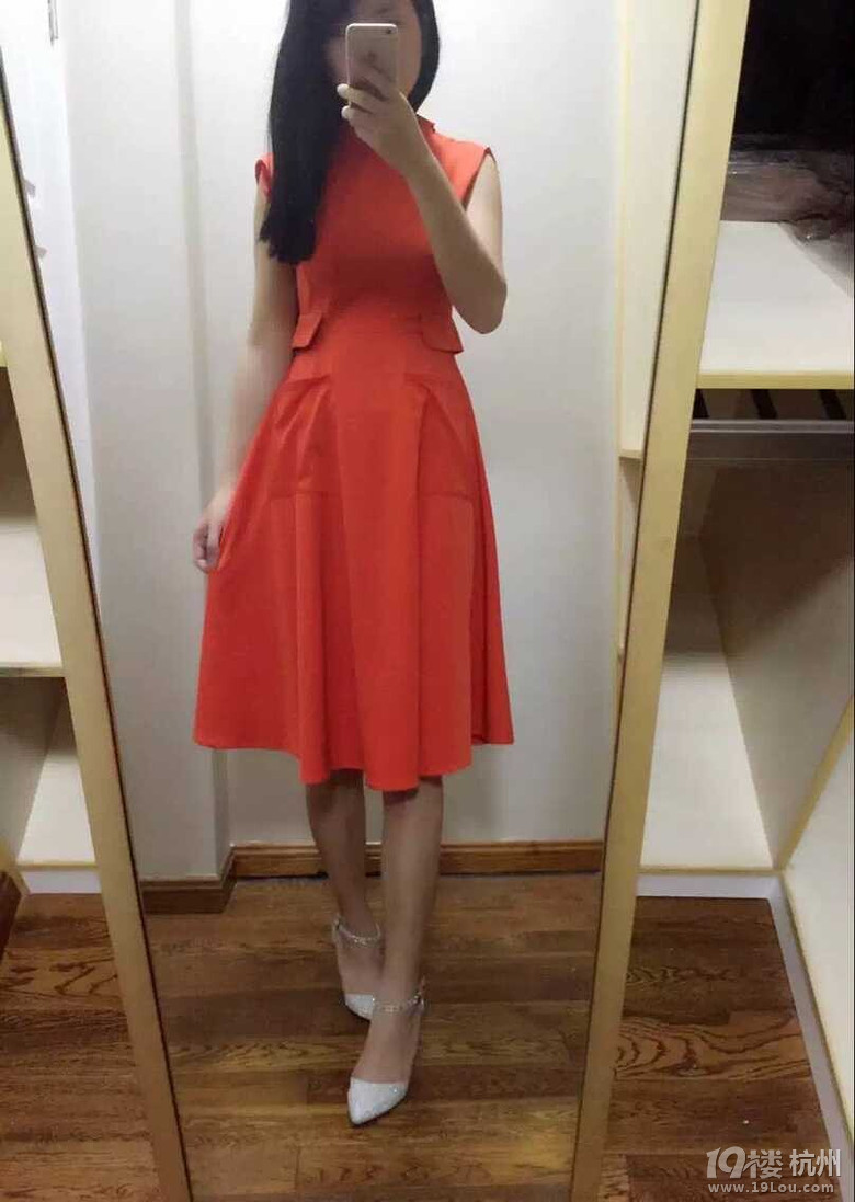 更新!奔三啦,衣服必須有品質(zhì),辣媽走起!~