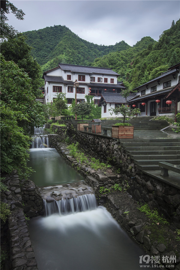 养生度假      旅游去哪儿     桐庐天子地