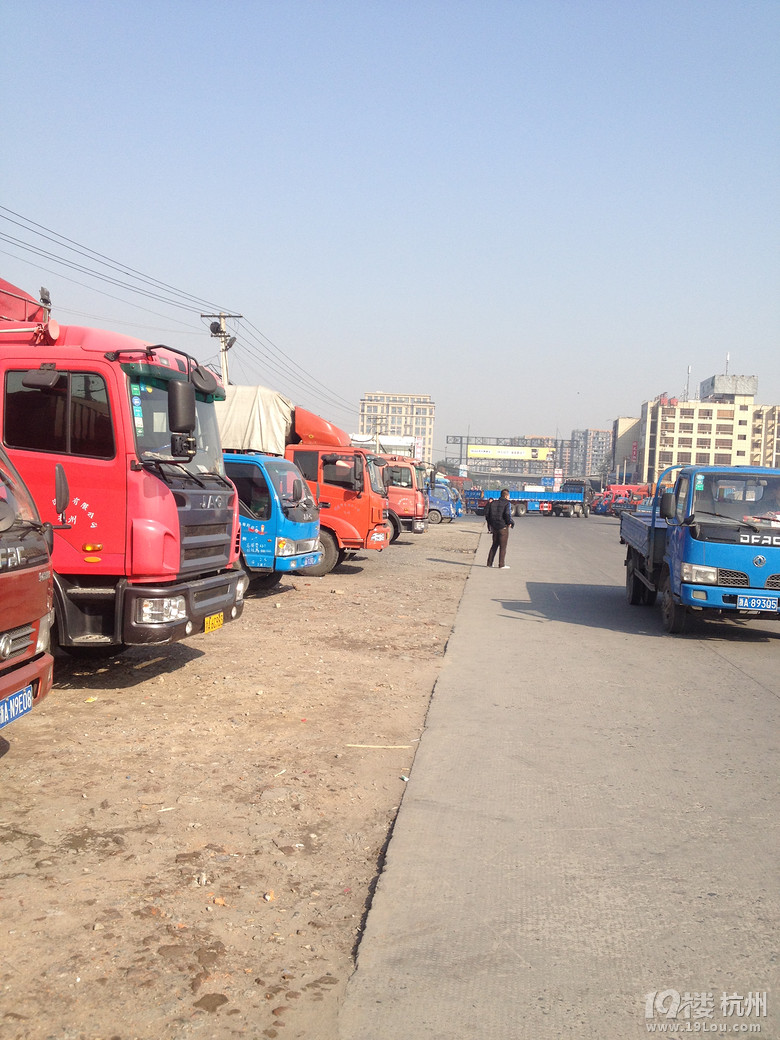 微信朋友圈,杭州大小4.2米6.8米9.6米大小货车