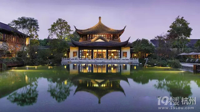 江浙10家容顏?zhàn)蠲赖木频?| 欲邂逅江南煙雨,只需來(lái)這里