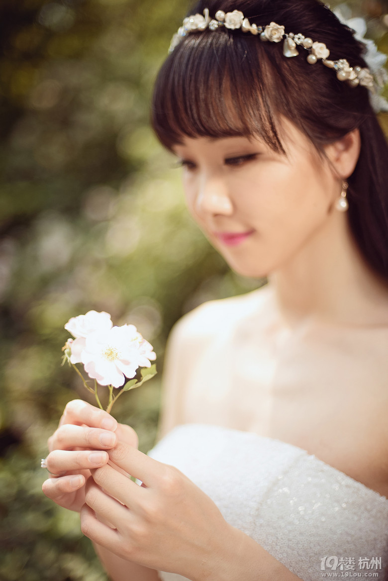 为了秀恩爱来发帖,我也是蛮拼的,即然进来了,就