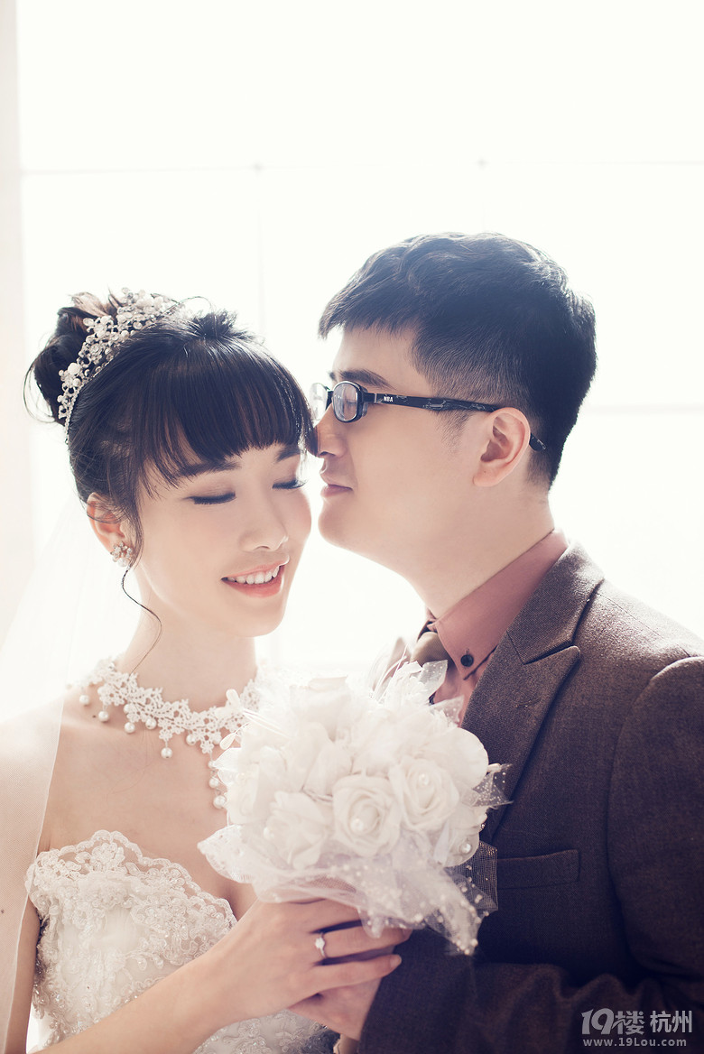 为了秀恩爱来发帖,我也是蛮拼的,即然进来了,就