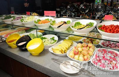 吃自助餐的最佳顺序，让你扶墙进，扶墙出！