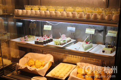 吃自助餐的最佳顺序，让你扶墙进，扶墙出！