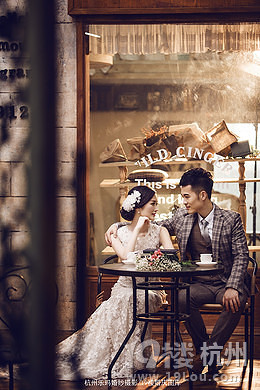 旗袍婚纱照怎么拍好看?