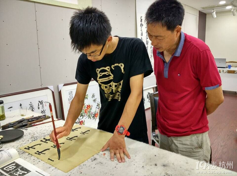快開學(xué)了,字還寫不好怎么辦?