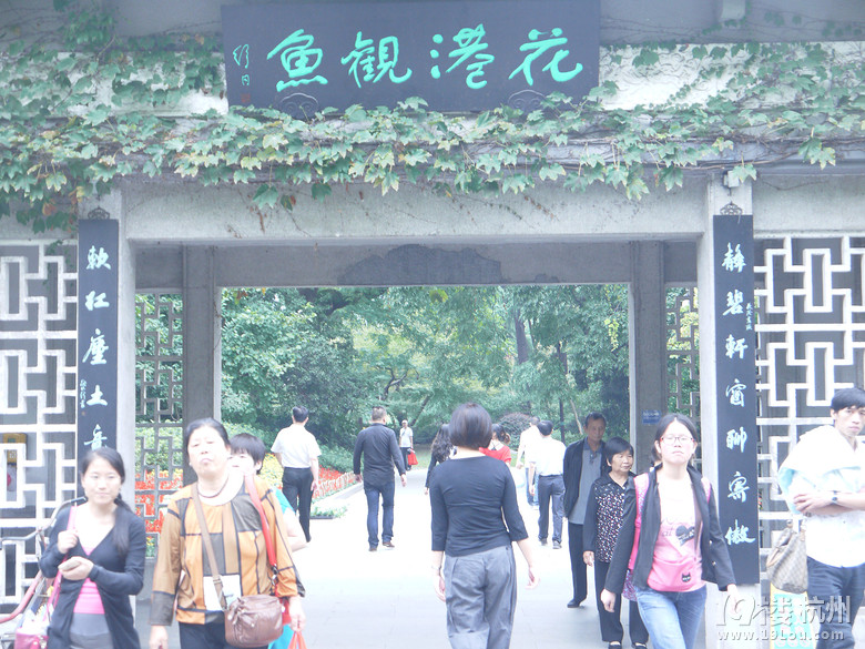 漫步杭州西湖断桥白堤苏堤一日行