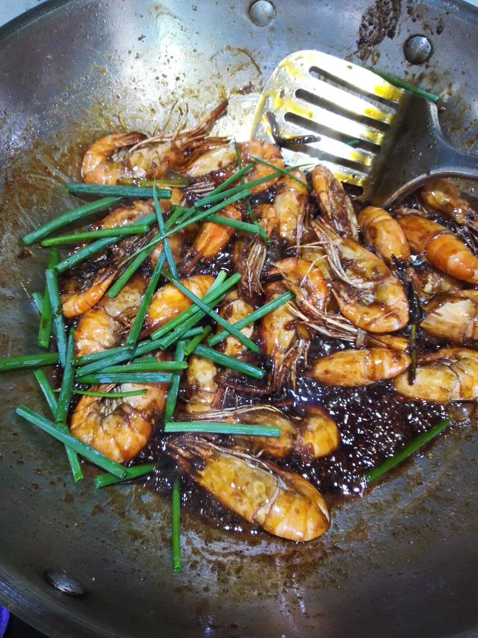 油爆沼虾——自己在家也能做"杭州老头儿油爆虾"