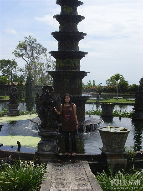 南方姑娘带着婚纱去巴厘岛旅拍,上大片了喽!-结