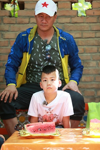 爸爸3胡军顾娃缝衣荷尔蒙逆袭康康流鼻血