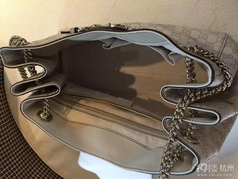 GUCCI朗l