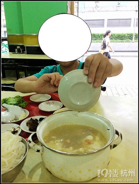 【5队】界首小学好吃的食堂饭、新丰小吃、上海水中天过桥米线、