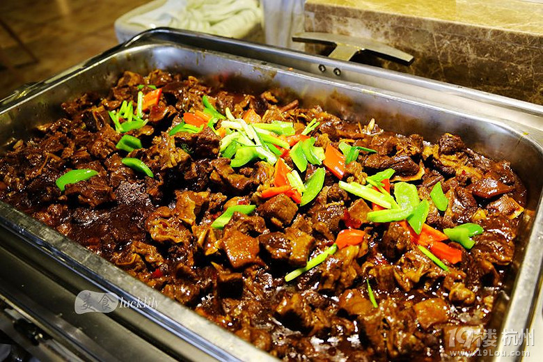【5隊】第一世界大酒店手抓飯、泰香閣自助、天倫精品酒店